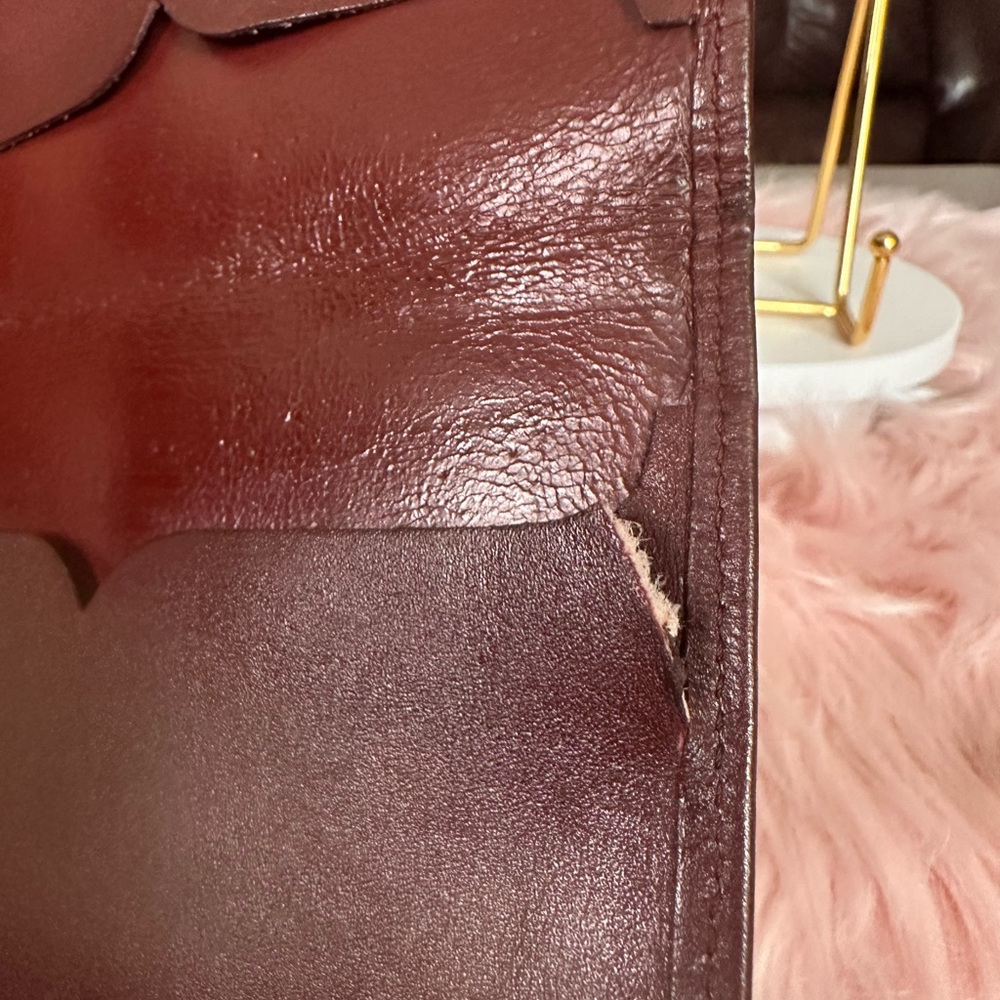 Cartier Men’s/Woman’s Walllet Passport Holder - Picture 6 of 9